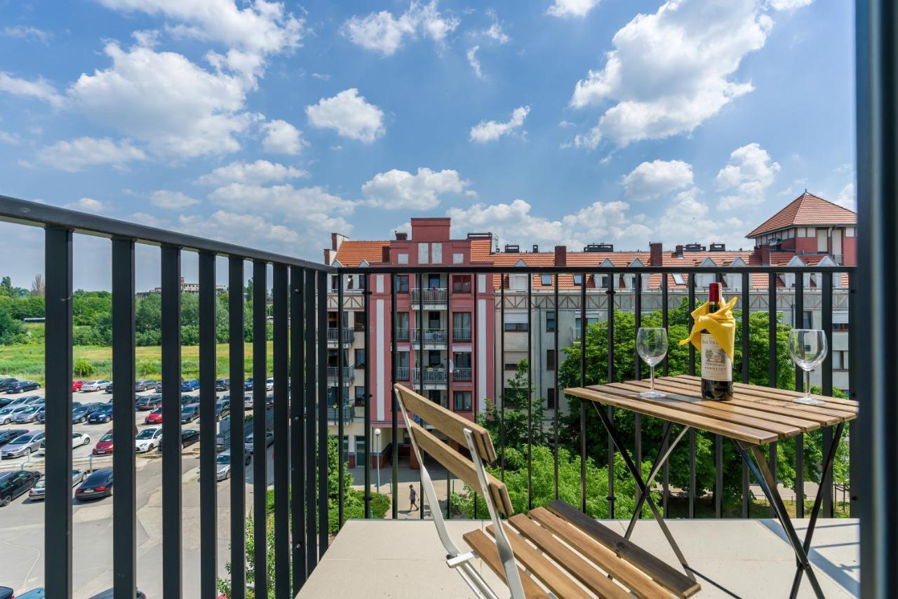 Apartments City View Garbary By Noclegi Renters Poznań Eksteriør bilde